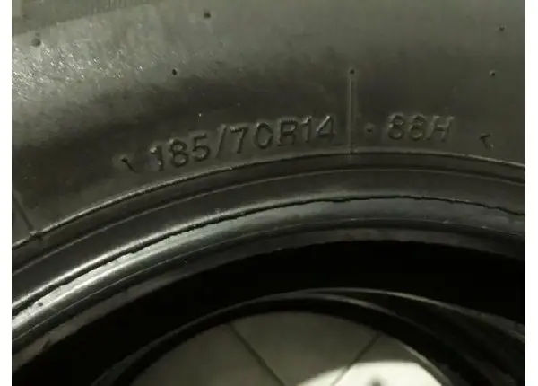 185/70/14 $90 cada