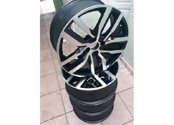 Jogo de Rodas Aro 17 Modelo Golf 