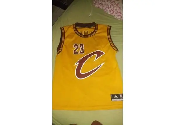 Duas camisas NBA