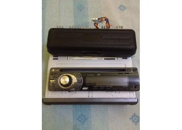 Som automotivo LG