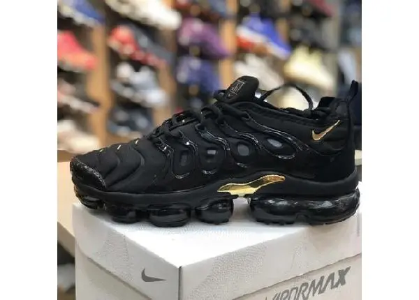 @ mandellashoes Tênis Nike Vapormax Plus Promoção 50% OFF SOMENTE ESSA SEMANA