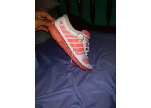 Tênis Adidas 42 venda ou troca por tênis de meu interesse