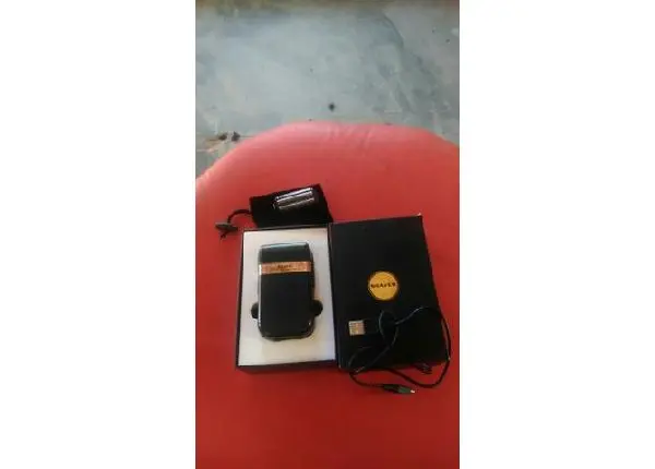 Máquina de cabelo kemei profissional 120reais