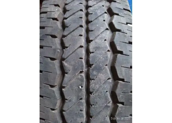 4 Pneus para vender URGENTE !!!