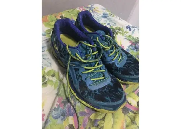 Tenis de corrida mizuno