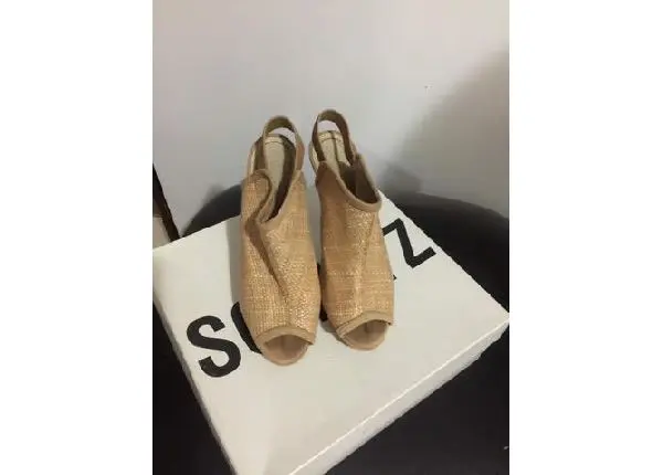 Vendo vários calçados de marcas semi novo