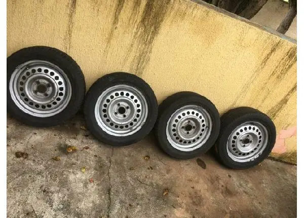 Vendo roda 15