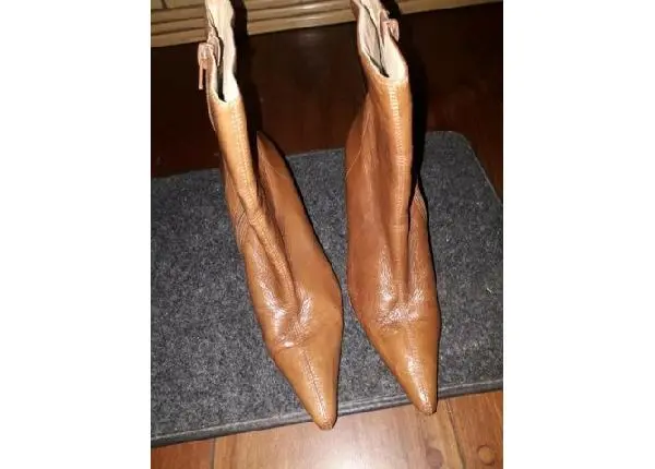 Bota arrezo 35 ótimo estado ótimo preço