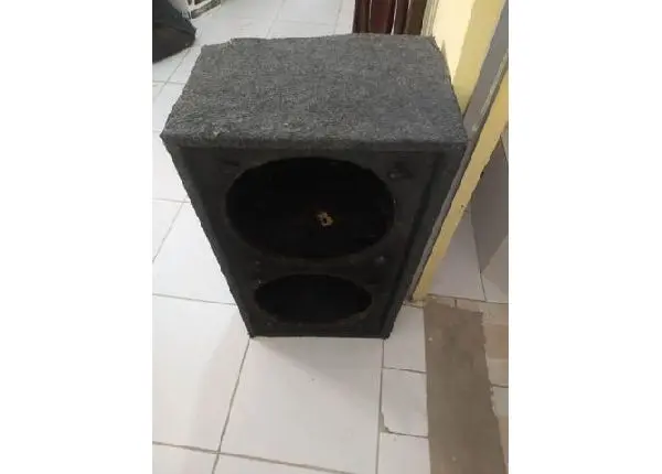 Caixa de som para fone de 15