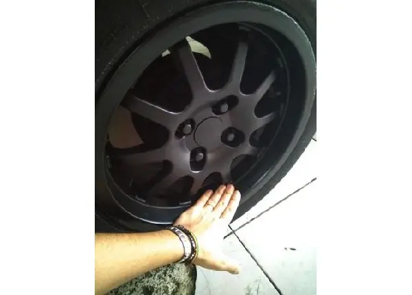Rodas aro 14 com borda, aceito aro 15 ou outro modelo