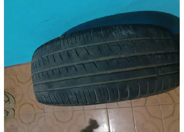 Pneu 195/55 aro 15