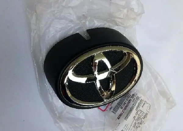 Emblema Dianteiro Toyota Etios Cross 2018 Novo Original