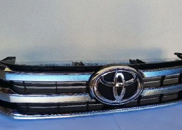 Grade Superior Toyota Hilux 2017/2018 Original
