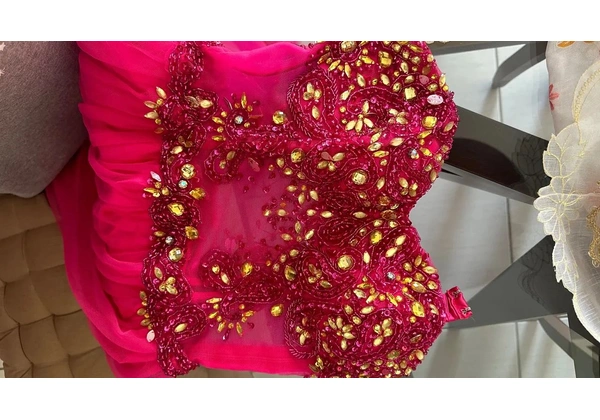 Vestido de Festa Rosa com Pedrarias