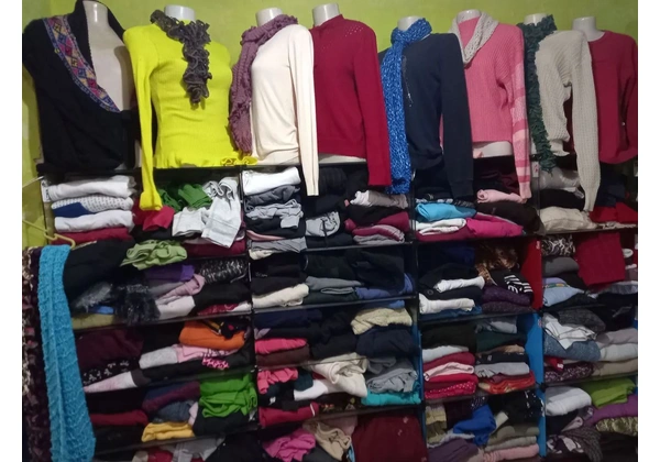 ROUPAS SEMINOVAS FEMININAS DE FRIO!