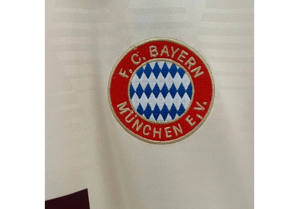 Camisa do Bayern de munchen NOVA na tequi