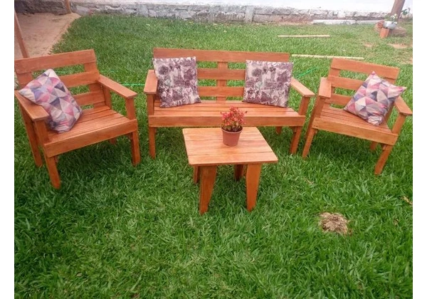 Bancos para jardim.