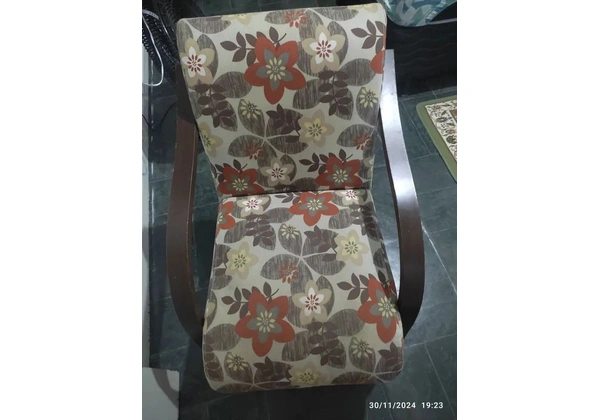 Duas poltrona Floral para Decorar sua Sala