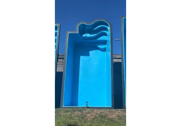 Piscina de Fibra 6 Metros
