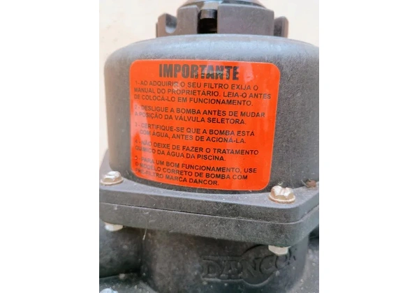 VENDA DE BOMBA D'ÁGUA PARA PISCINA (USADA)