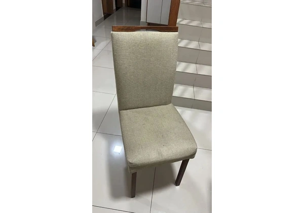 Vendo Conjunto Sala de Jantar Mesa com 6 cadeiras