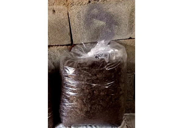 Esterco de Gado Curtido Puro 10 kg