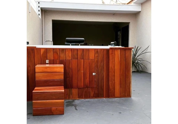 Spa 8 lugares com deck em Madeira super completo (Jacuzzi, banheiras e ofurô )