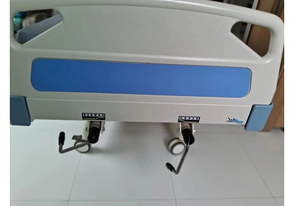 Vendo Cama Hospitalar 2 movimentos + Colchão D28 + Colchão Massageador