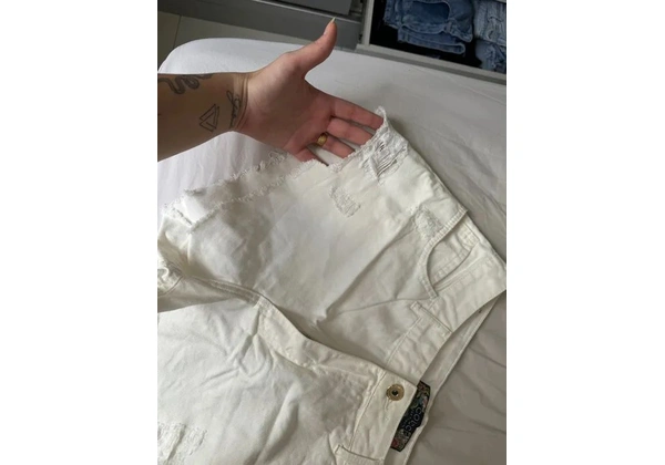 2 Shorts TAM 44 - colcci e patoge