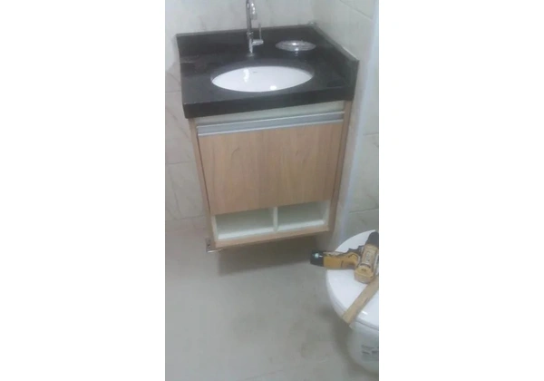 Móveis sob medida e também monto móveis de lojas