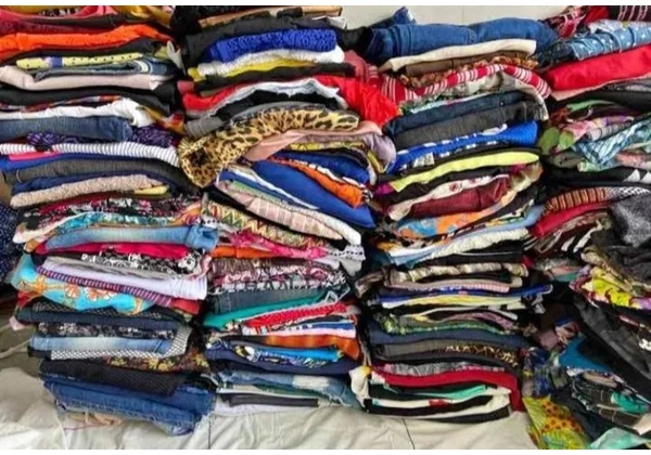 Lote de roupas para Brechó!