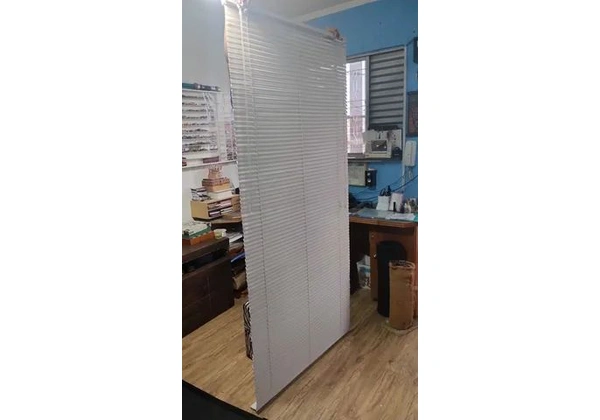 Cortina Persiana horizontal PVC 100x220