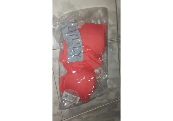Conjunto de lingerie da marca Djuly nunca usado novo