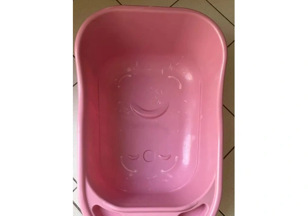 Balanço e banheira infantil