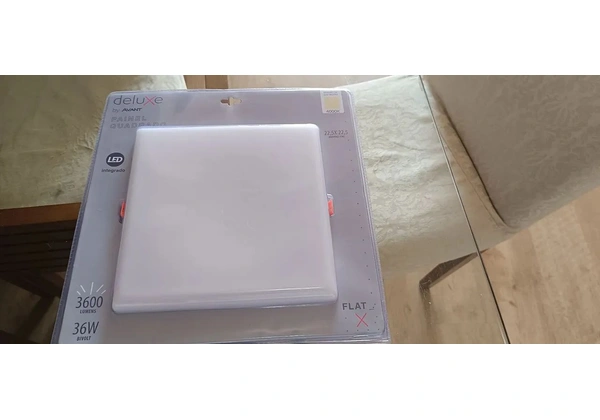 Luminária borda infinita 36 w de embutir