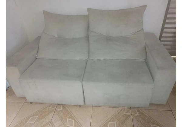 Sofá dois lugares