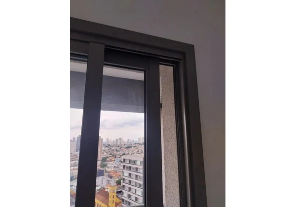Porta-Balcão de vidro de correr 1.80m