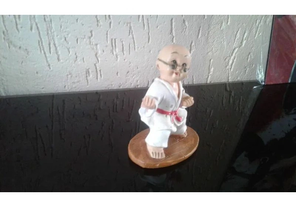 Kung Fu Estatua Miniatura Decorativa