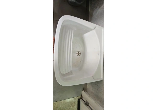 Tanque cerâmica incepa