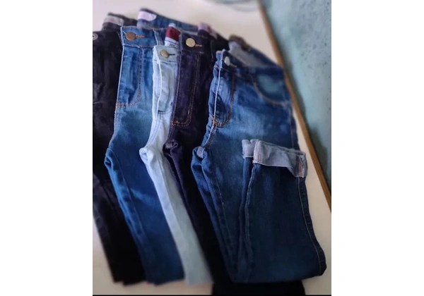 Calça jeans feminina 15, 00