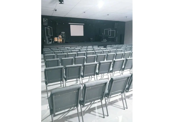 Cadeira auditório igreja 12x sem juros