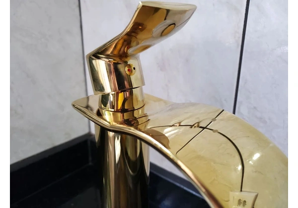Torneira Gourmet Bica Alta Monocomando