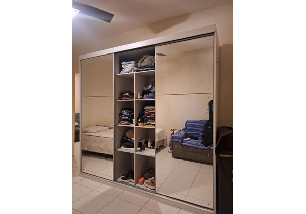 Armário Guarda roupa