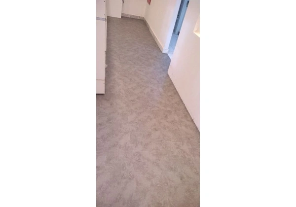 Piso vinílico instalado