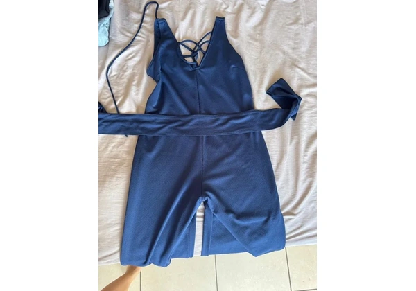 Desapego de Roupas (leia a descrição)