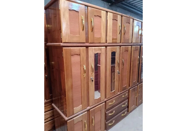 Guarda roupa de casal 4 portas novo direto da fábrica.