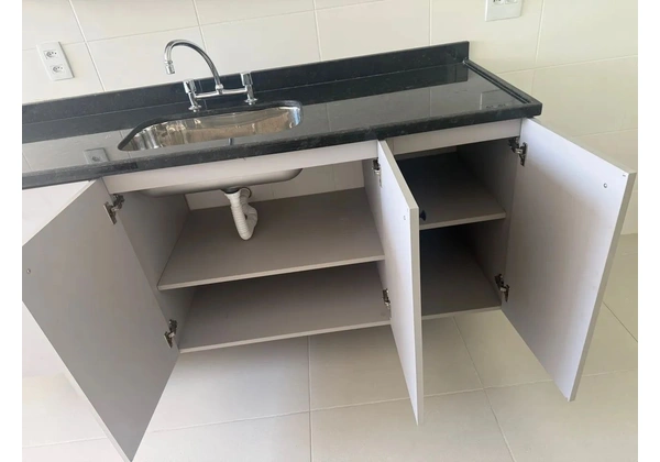 Vendo cozinha (bancada + armarios)