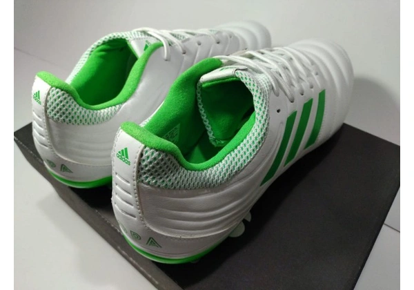 Chegou a chuteira original Nova Adidas