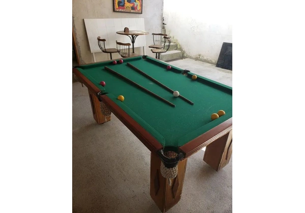 Mesa de sinuca completa