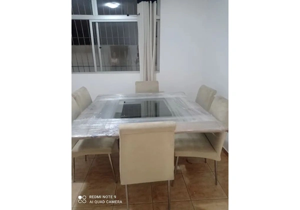 Mesa de vidro 1, 5x1, 5 + 6 cadeiras